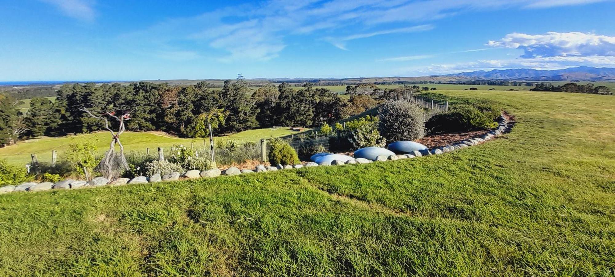 Hill Top Retreat Lower Dashwood Dış mekan fotoğraf